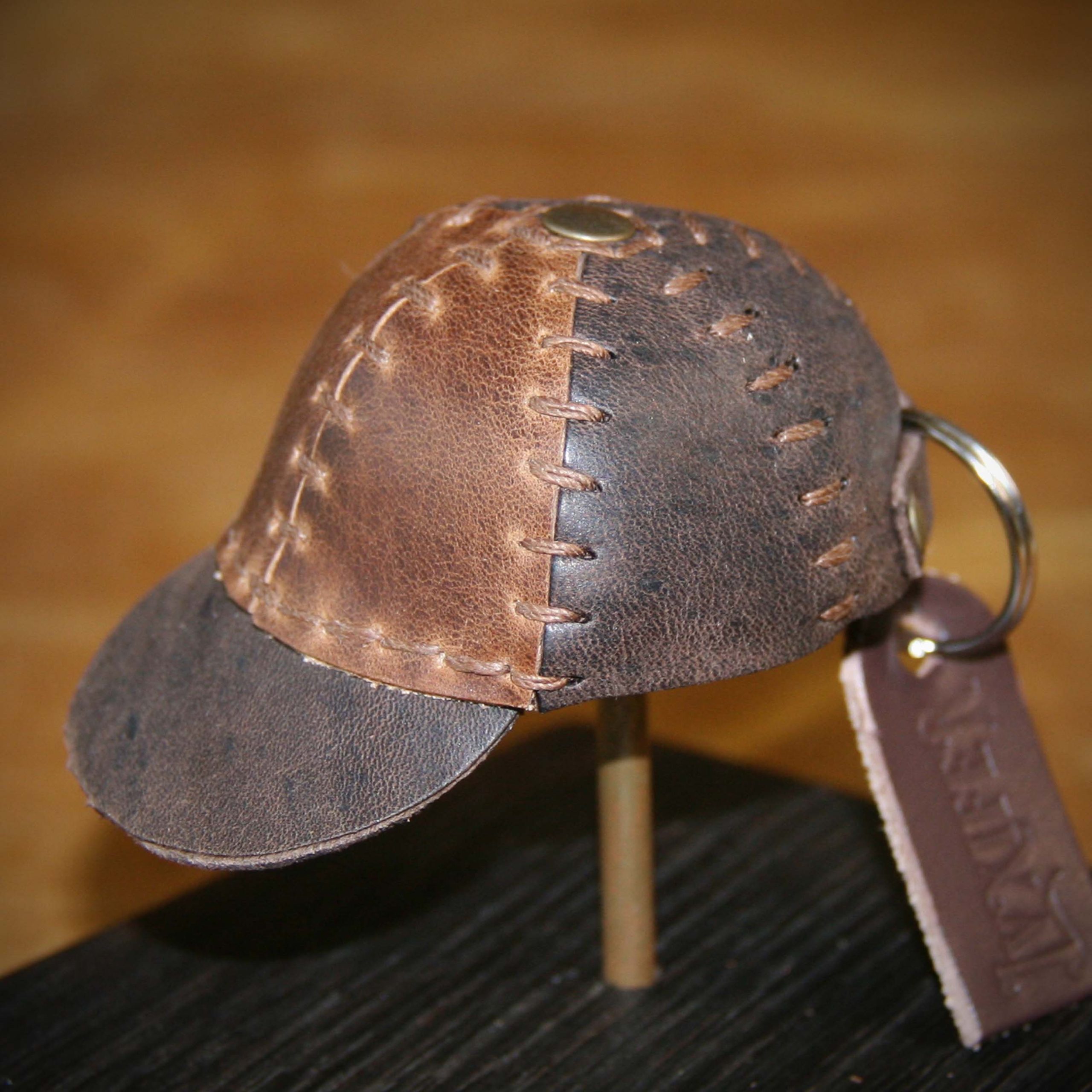 Casquettes miniatures – Image 4