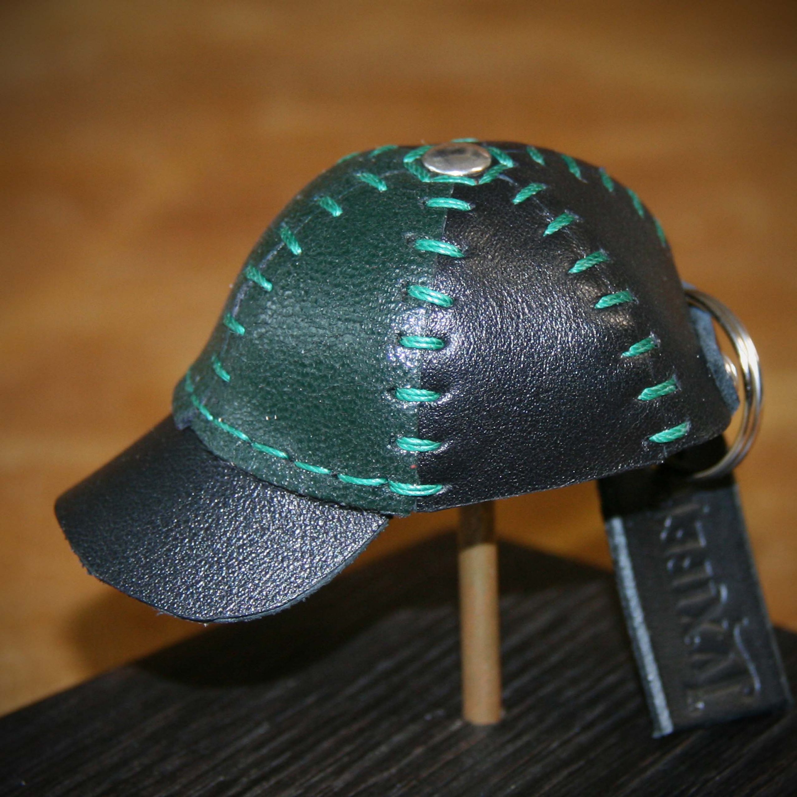 Casquettes miniatures – Image 11