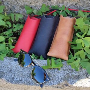 Etuis à lunettes à porter au cou - version volume